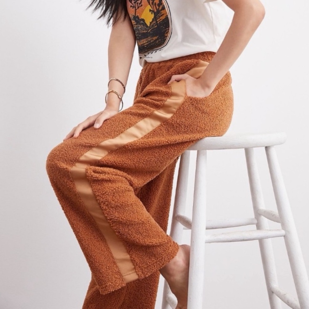 Anthropologie Victoria Sherpa Wide Leg Pants Honey Tan